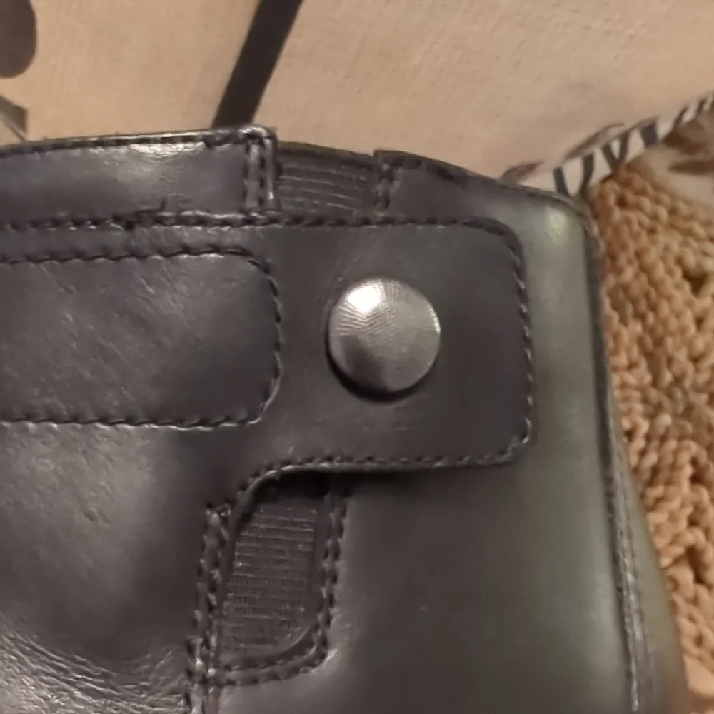 Clarks Black Leather Ankle Boots Minimalist Design